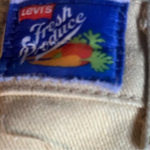 Vtg 70s Levis Fresh Produce Wide Straight Leg Tan White Tab Cropped Jeans 32x26 - Picture 4 of 8